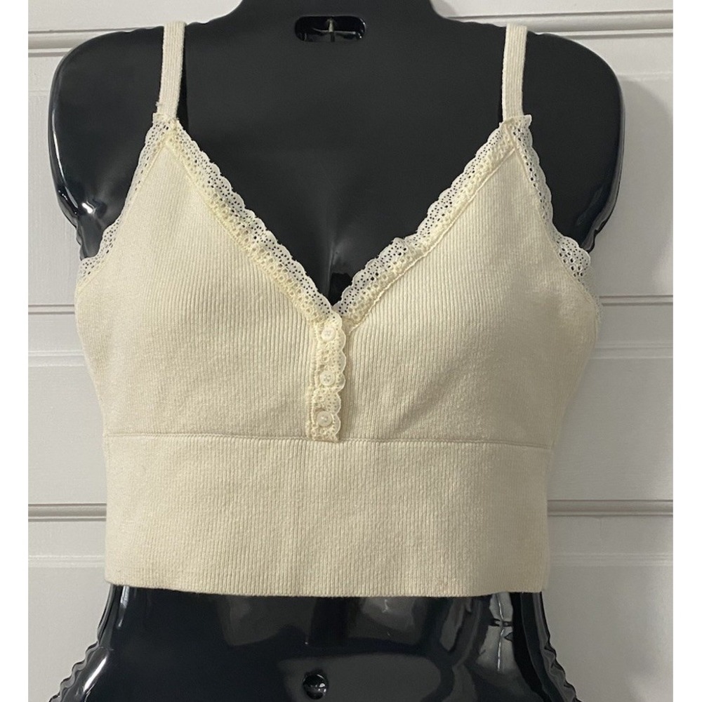 Urban Outfitters Cream Lace Trim‎ Ribbed Cami Tank Top SZ Sml V Neck Button Ties